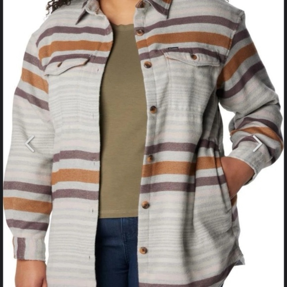 Columbia Women’s Shirt Jacket XXL with POCKETS!